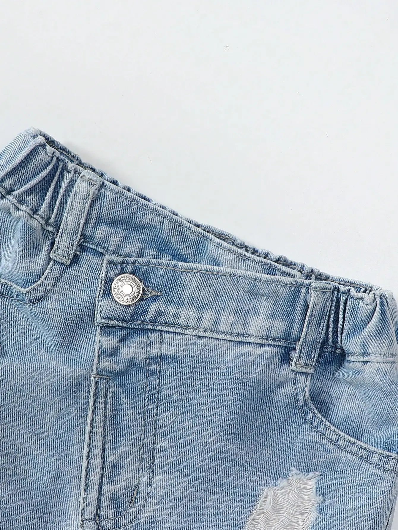 Girls Casual Style Sleeveless Top with Distressed Denim Skirt Set - Trendy Outfit for Kids